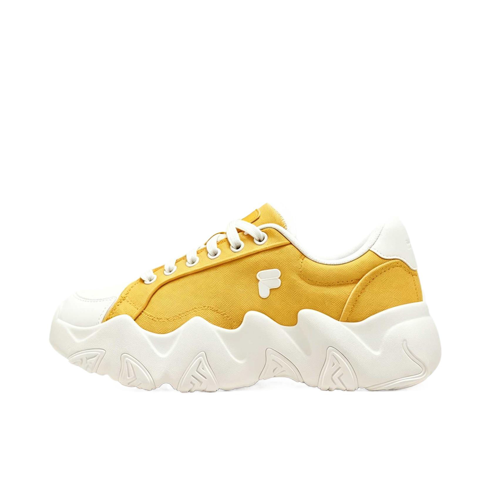 推荐商品：FILA/斐乐 STARFISH CVS DX 老爹鞋 系带舒适织物合成革增高复古百搭日常 女款/黄花菜/雪白色