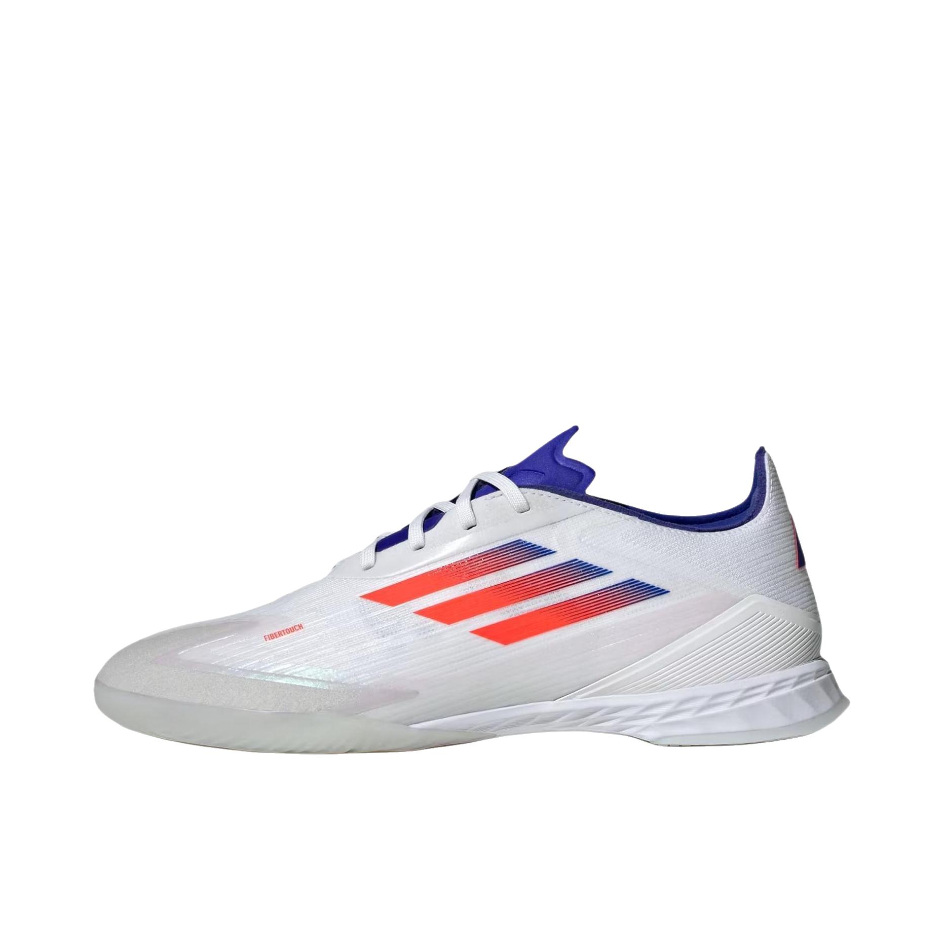 推荐商品：adidas F50 Pro In 足球鞋 运动厚底系带圆头 云白色