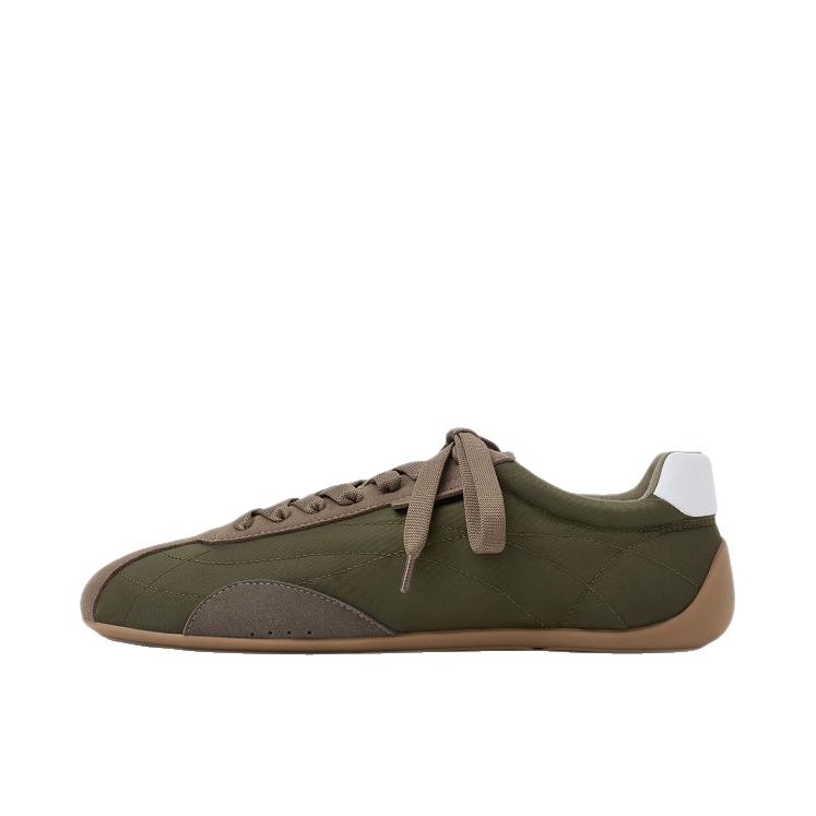 推荐商品：CHARLES&KEITH 运动休闲鞋 休闲日常 CK1-71960053 女款/橄榄绿色/白色