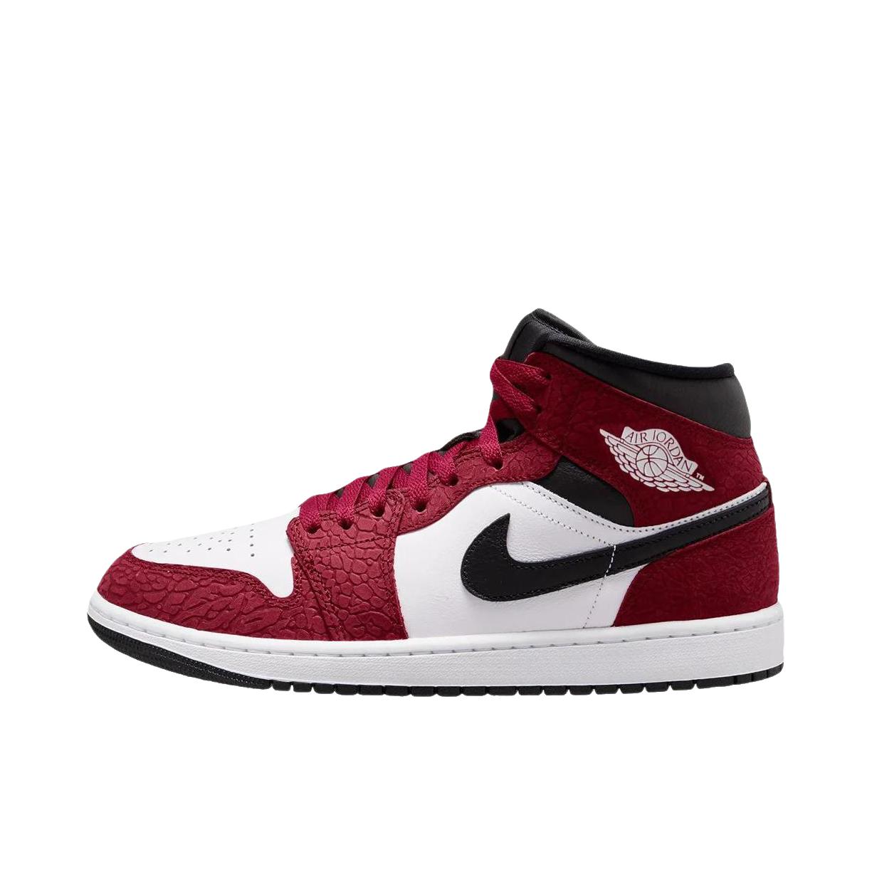 推荐商品：Air Jordan 1 板鞋 运动休闲鞋 复古潮流支撑合成革 中帮/团队红/白色/黑色/深团队红
