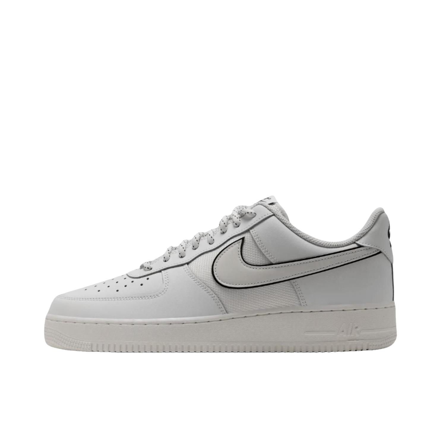 推荐商品：Nike Air Force 1 空军一号 板鞋 轻便舒适百搭耐磨防滑复古 低帮/白色/灰色/黑色