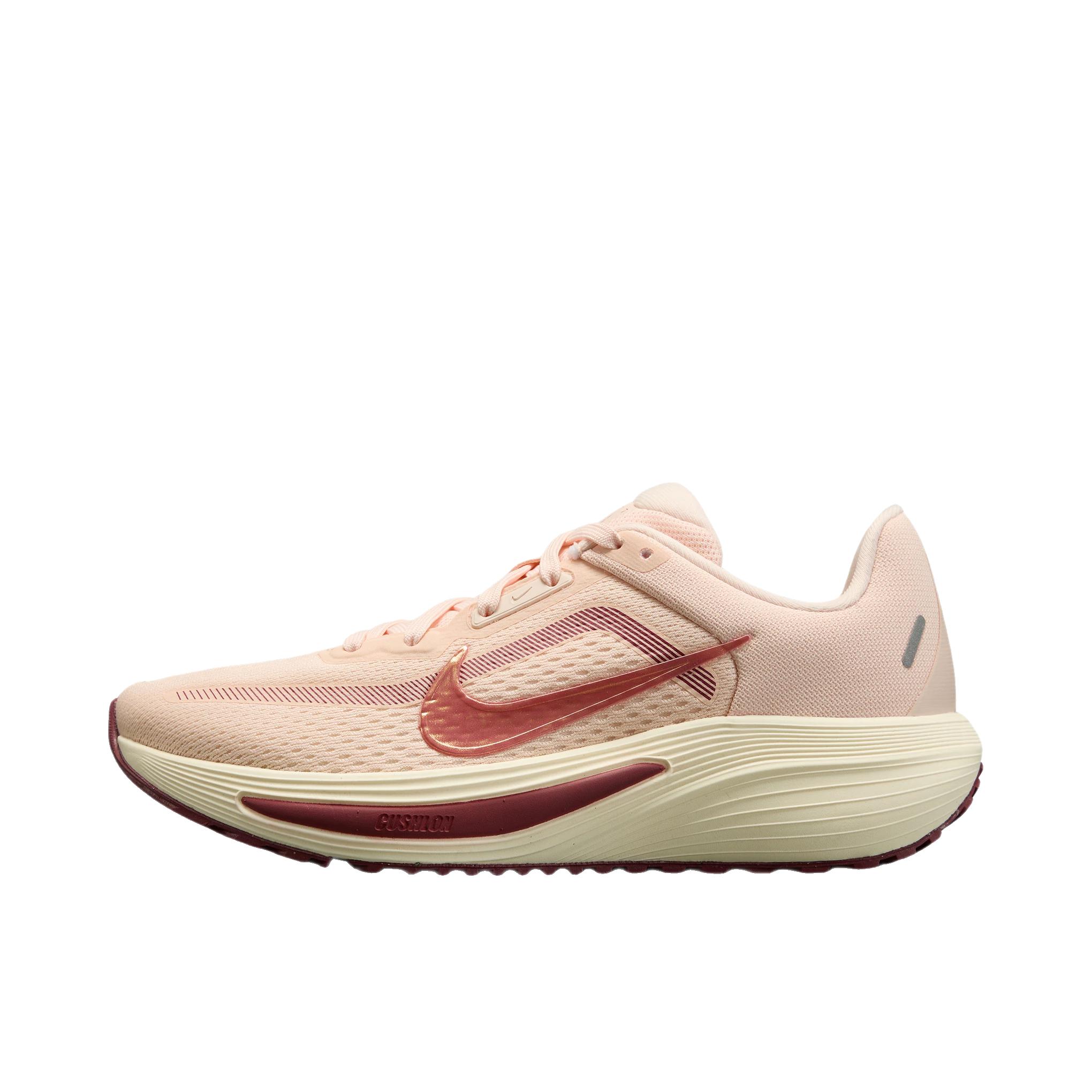 推荐商品：Nike Quest 7 跑鞋 弹力抓地透气回弹 柔和橙/淡莓红/帆白色/烟灰粉