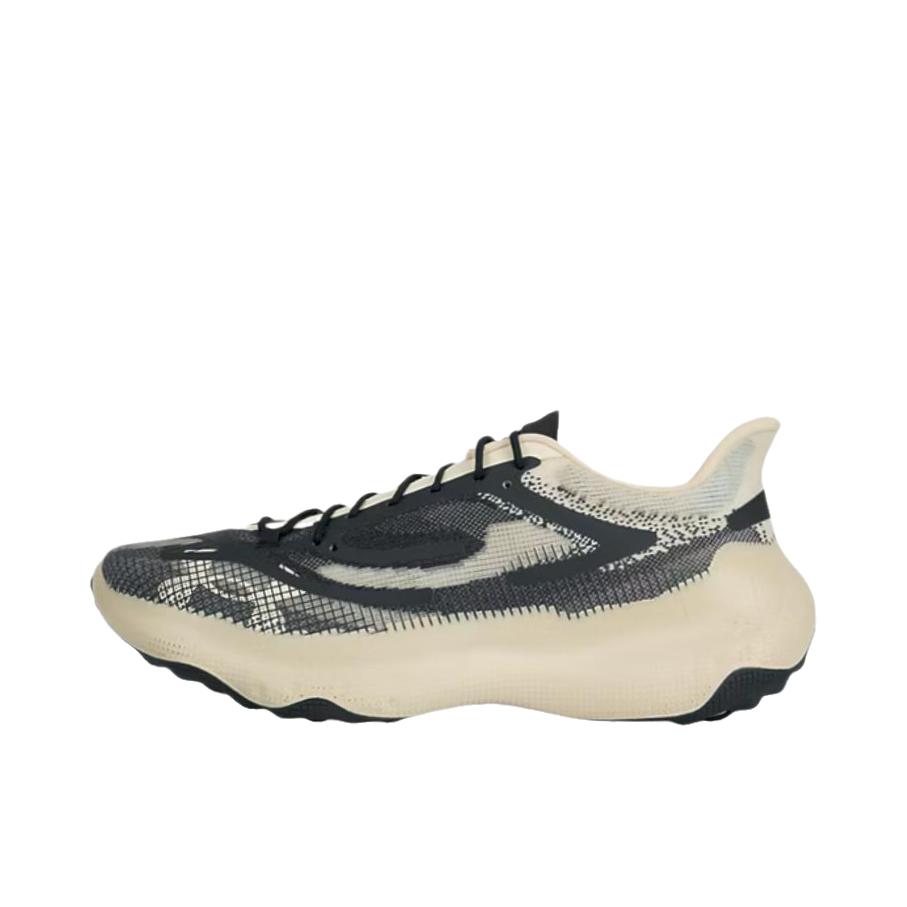 推荐商品：Under Armour/安德玛 Flare系列 运动休闲鞋 舒适透气百搭 黑色/白色
