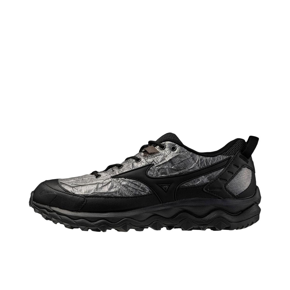 推荐商品：Mizuno/美津浓 Wave Mujin TL 舒适透气 防滑耐磨 轻量缓震 包裹性 运动休闲鞋 Han Kjobenhavn联名/黑色/灰色