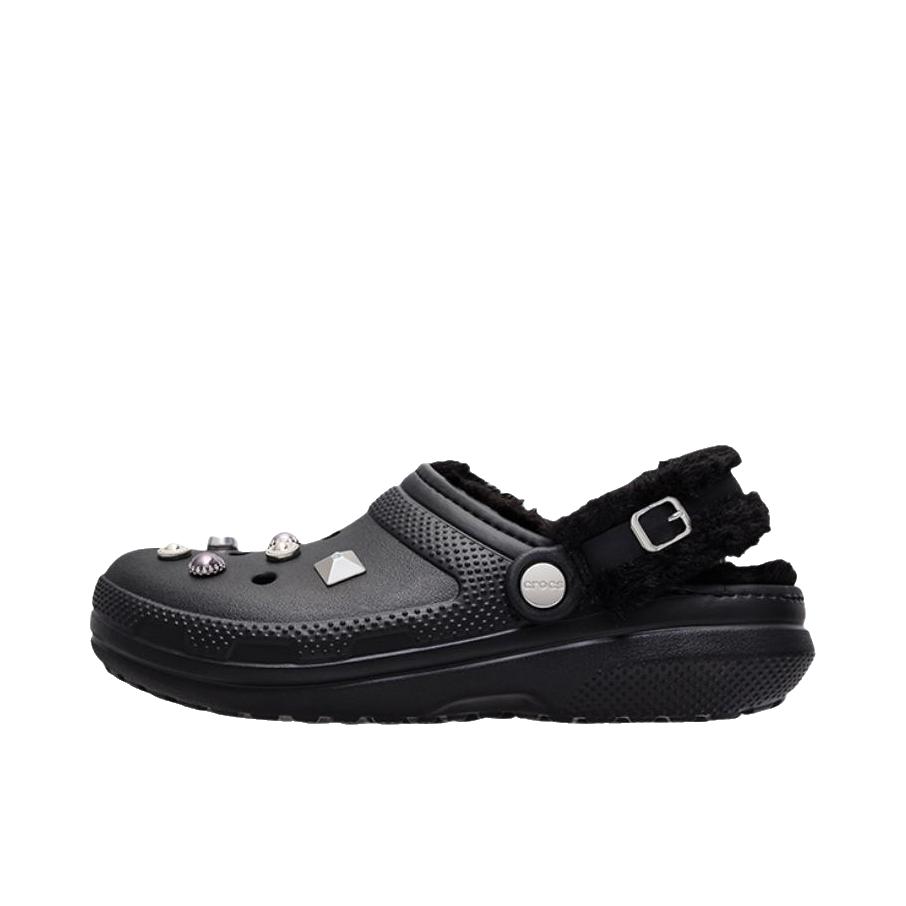 推荐商品：Crocs/卡骆驰 Classic Clog 经典克骆格 防滑耐磨 包头百搭 休闲舒适 外穿圆头 运动沙滩 户外 洞洞鞋 凉鞋 神秘黑