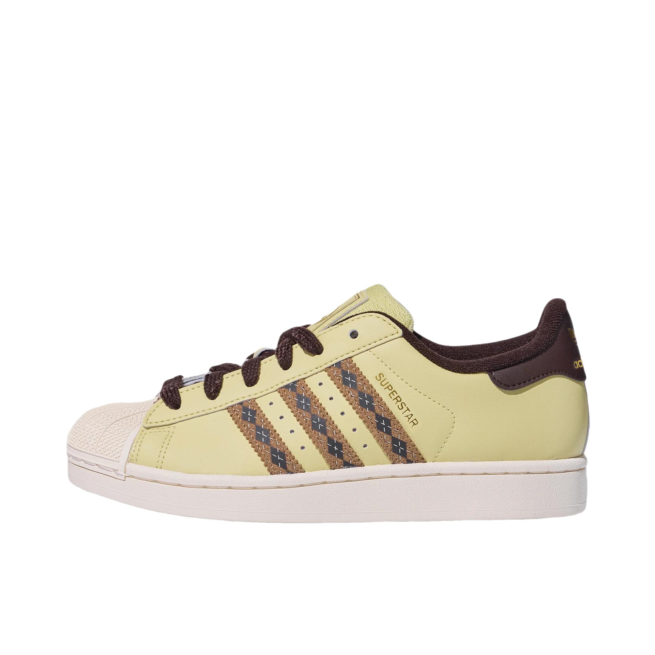 推荐商品：adidas Originals Superstar 2 板鞋 复古防滑耐磨贝壳头贴合圆头支撑 低帮/黄色/棕色