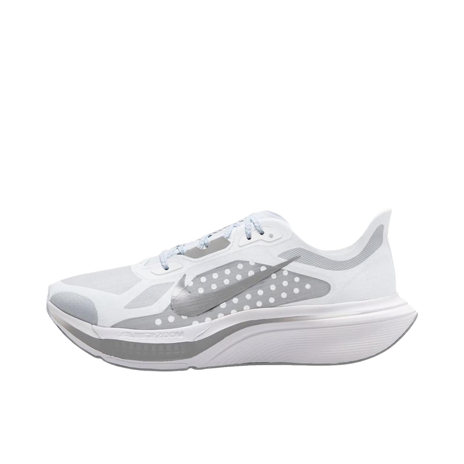 推荐商品：Nike Pegasus Plus 2 跑鞋 柔软休闲舒适 低帮/白色/反光银色