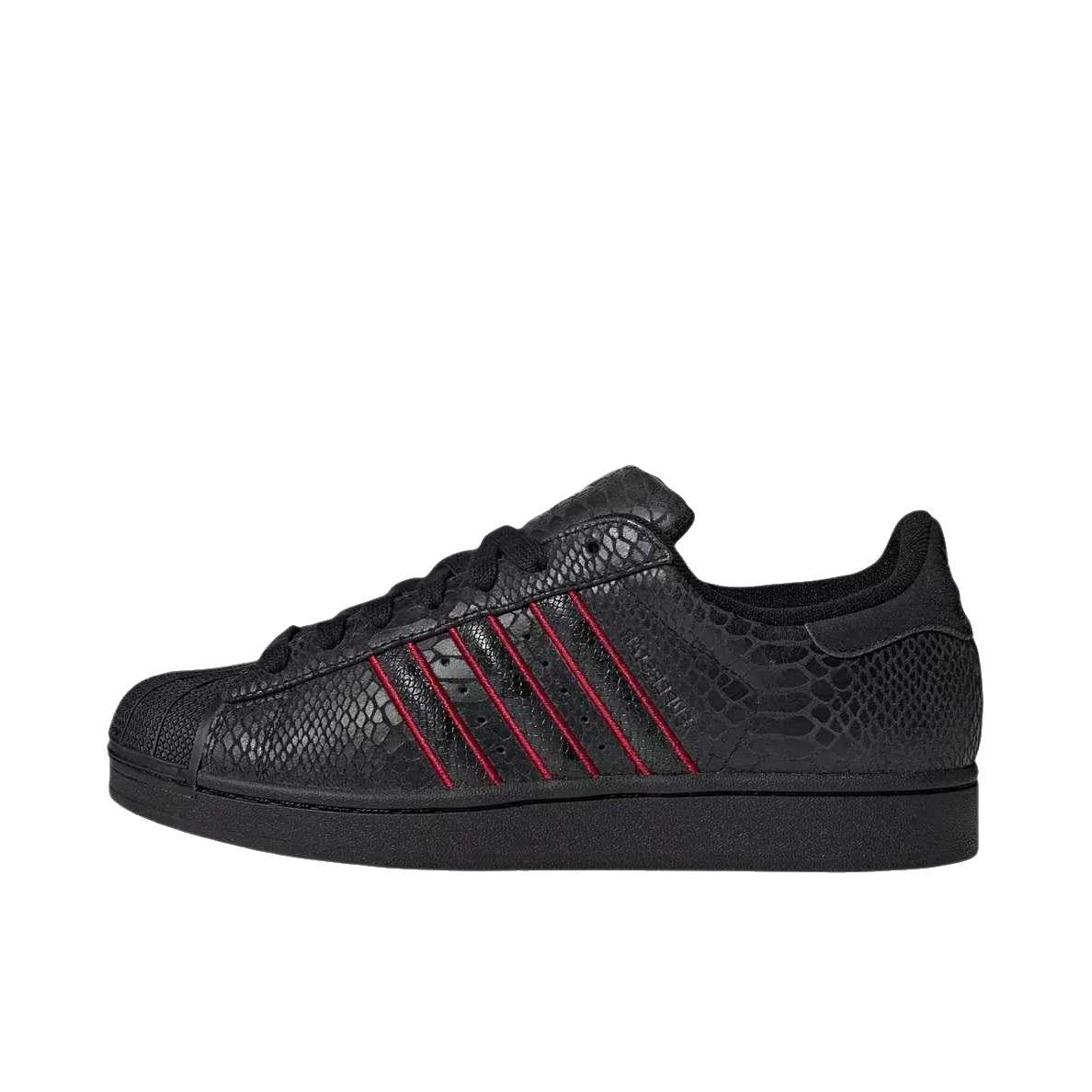 推荐商品：【宋雨琦同款】 adidas Originals Superstar 板鞋 轻便贝壳头薄底舒适百搭耐磨复古 低帮/核心黑/胜利队红/实用黑