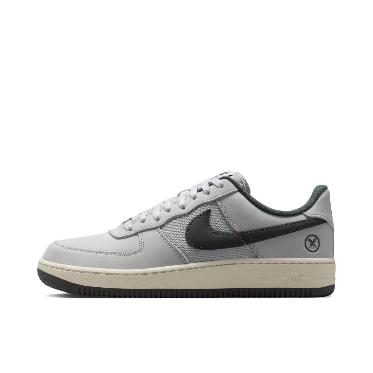 推荐商品：Nike Air Force 1 空军一号 板鞋 轻便舒适百搭耐磨防滑复古 Yuto Horigome联名/白色