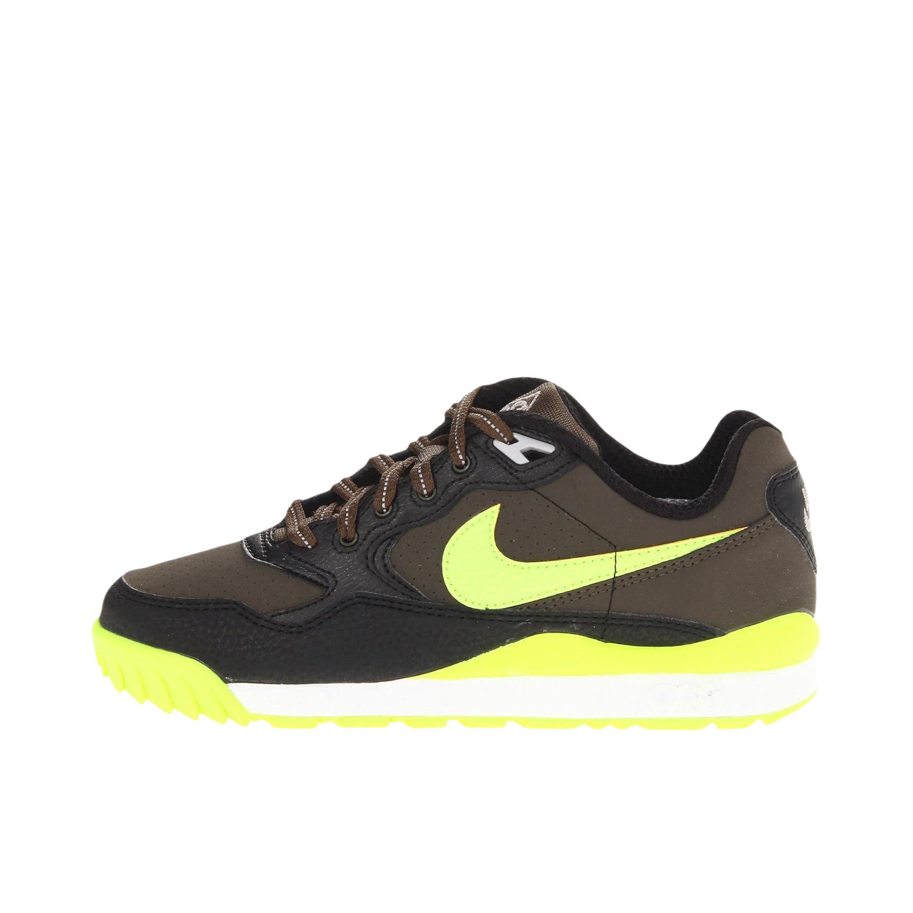 推荐商品：Nike ACG Air Wildwood 运动休闲鞋 合成革减震防滑耐磨低帮机能轻便复古百搭马拉松 低帮/大童/深棕色/柠檬黄 