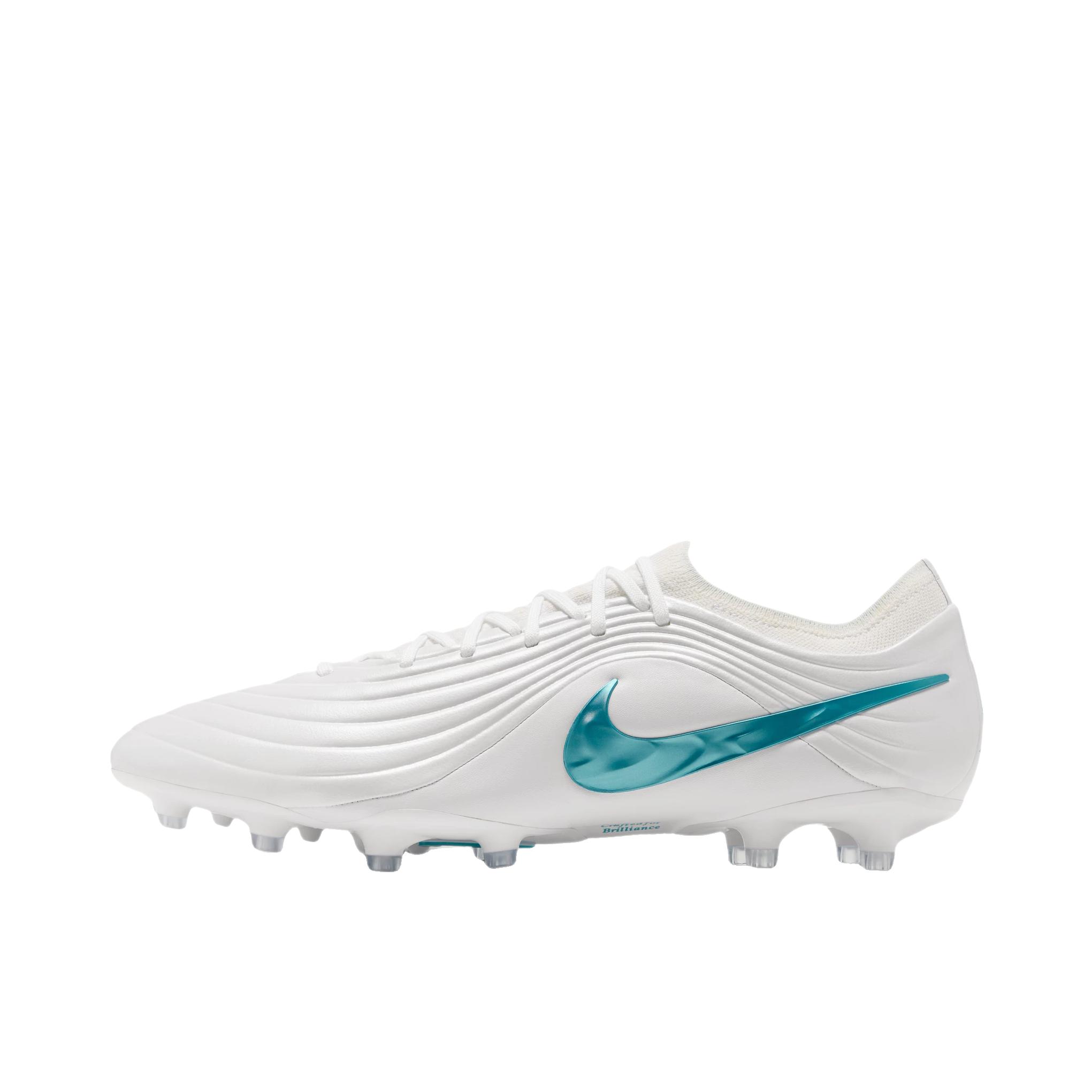 推荐商品：Nike Tiempo Maestro ELITE AG 足球鞋 胶质短钉百搭系带圆头人造草地 低帮/仙人掌绿/白色