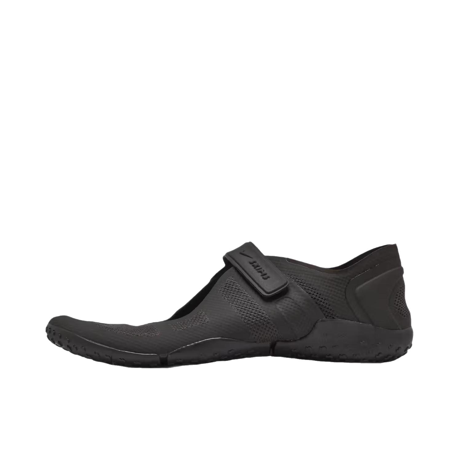 推荐商品：Nike SKIMS Rift 2 TONE MESH 运动休闲鞋 百搭经典 SKIMS联名/低帮/黑色 