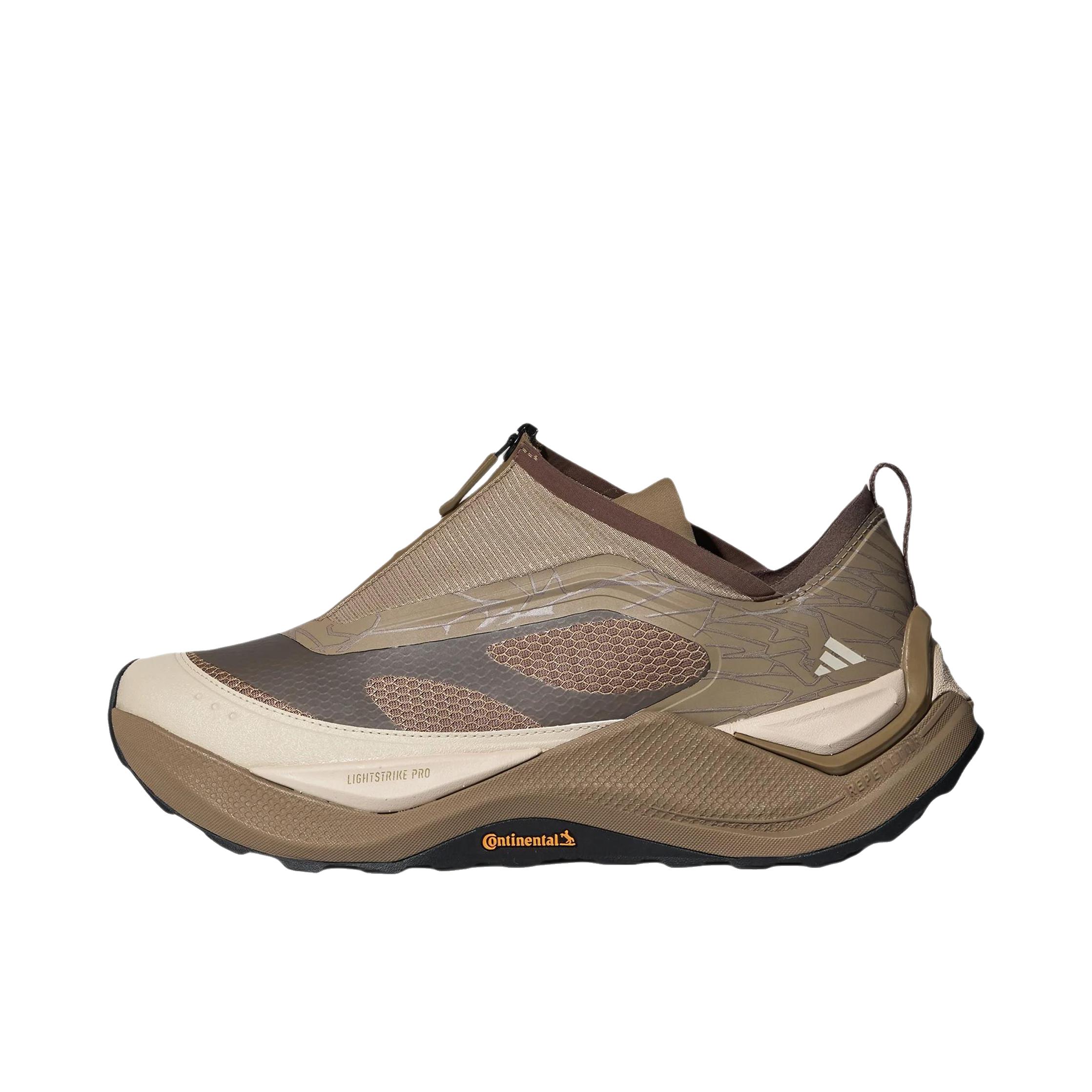 推荐商品：adidas Holo Peak Guard Future Of Style 运动休闲鞋 日常防滑耐磨 低帮/棕色/深卡其棕/矾土棕