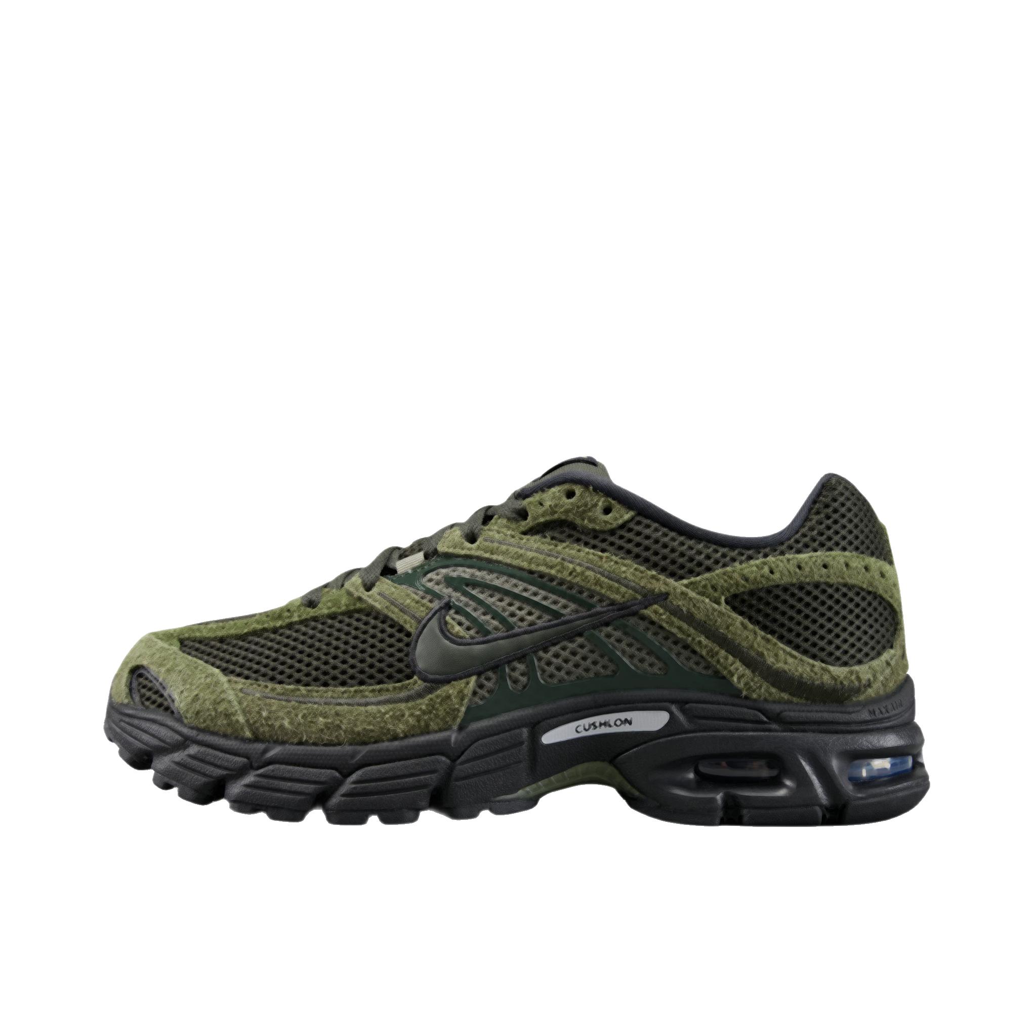 推荐商品：Nike Air Max Moto 2K 跑鞋 百搭耐磨舒适支撑贴合拼接耐穿圆头美观 中橄榄绿/红杉绿/黑色/橄榄绿/金属银