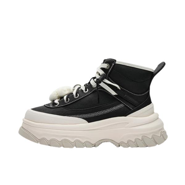推荐商品：FILA/斐乐 Bread 舒适百搭 防滑耐磨 时尚运动休闲鞋 加绒/高帮/女款/黑色/奶白色