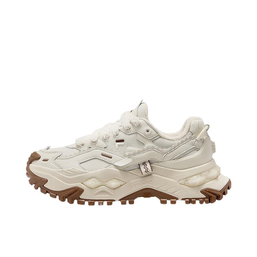 推荐商品：【赵露思同款】FILA/斐乐 BIANCO硬糖 防滑耐磨 舒适低帮 减震 圆头 系带 时尚百搭 运动休闲鞋 低帮/加绒/女款/开心果黄/太妃糖棕