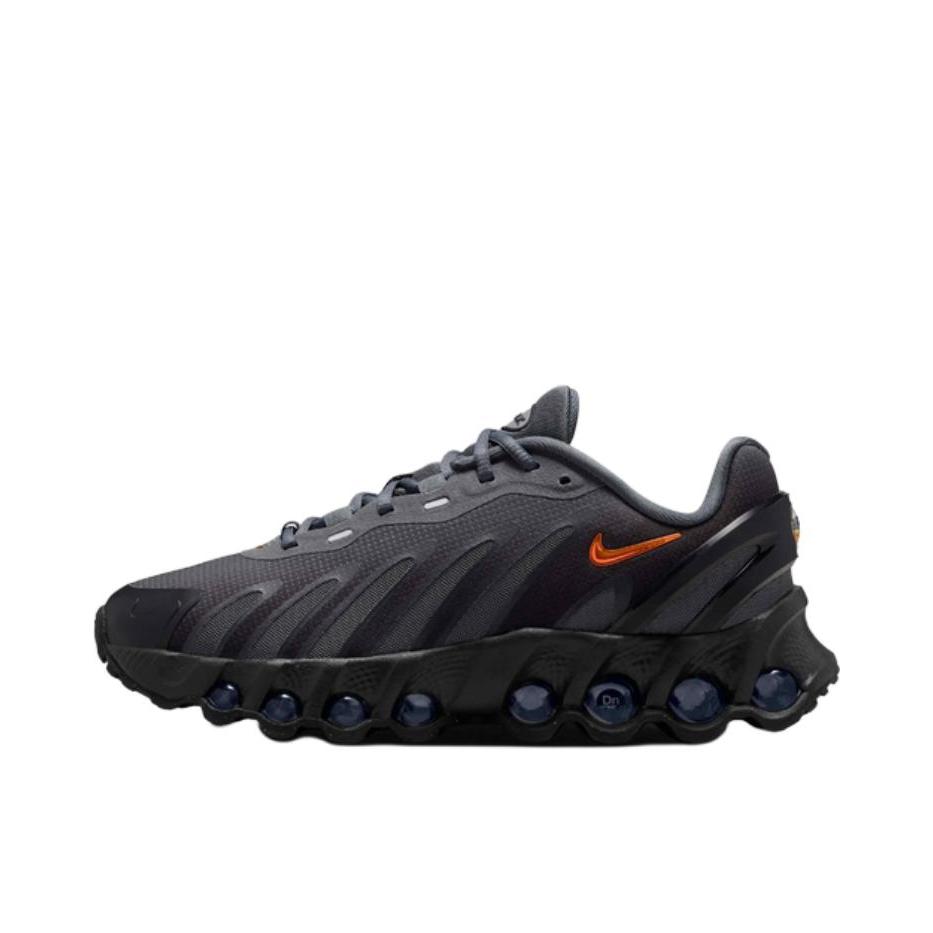 推荐商品：Nike Air Max DN8 跑鞋 时尚百搭防滑耐磨网面透气舒适气柱减震轻便贴合赤足体验支撑耐用耐穿 低帮/GS款/黑色