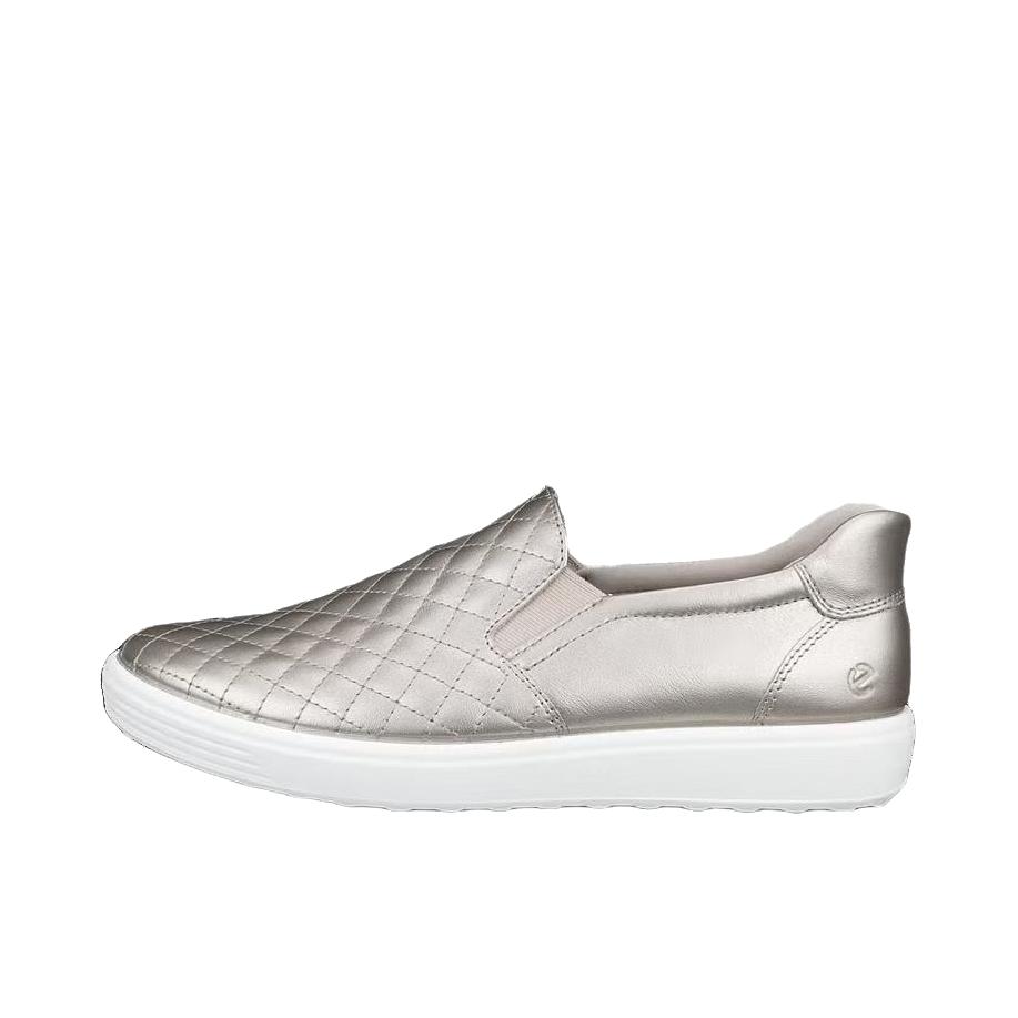 推荐商品：ECCO/爱步 Soft 7 Slip-On Sneaker 美国 耐磨 高尔夫鞋 银色/白色