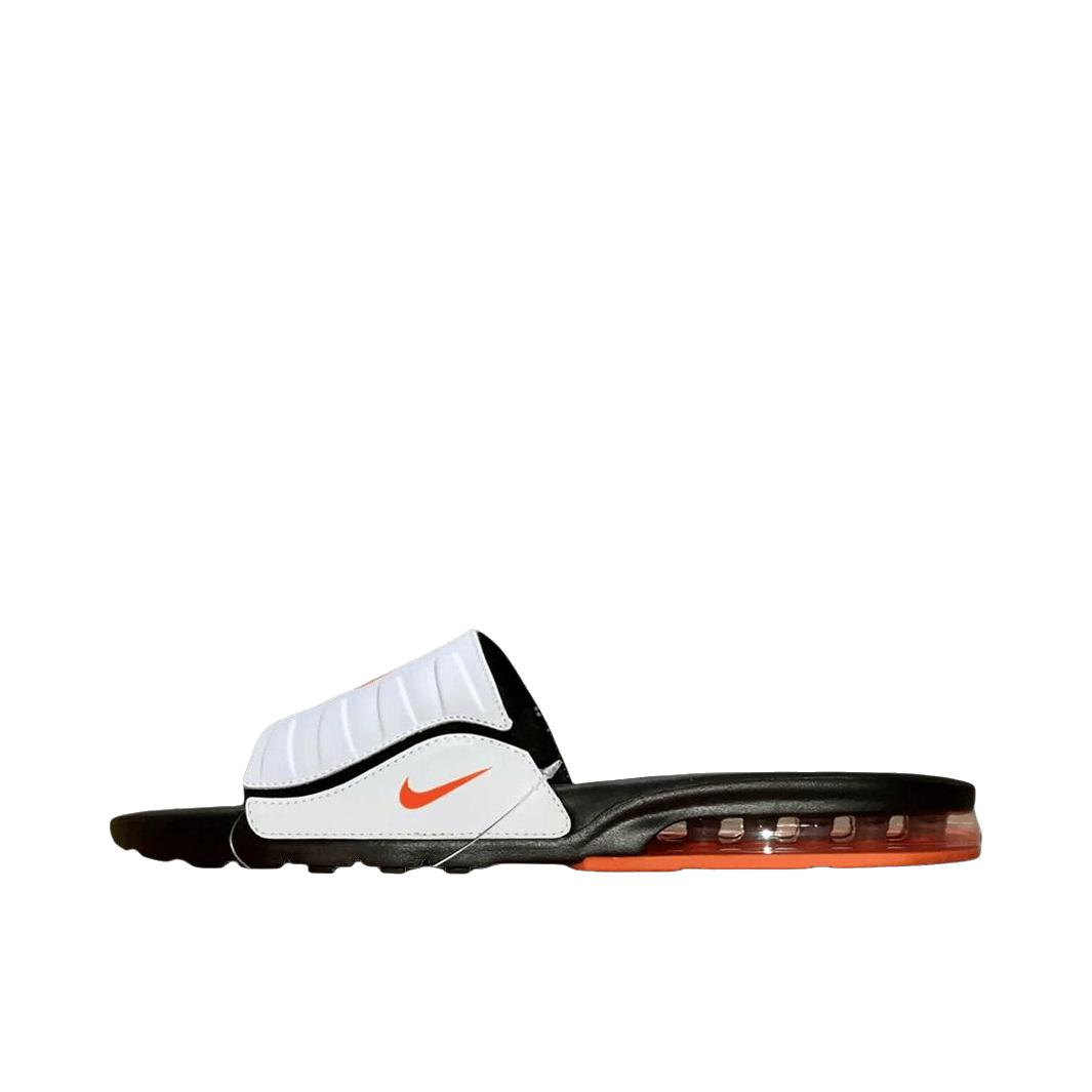 推荐商品：Nike Air Max Camden Slides 防滑耐磨 透气 舒适百搭 简约休闲 橡胶底 一字 拖鞋 黑色/奶白色