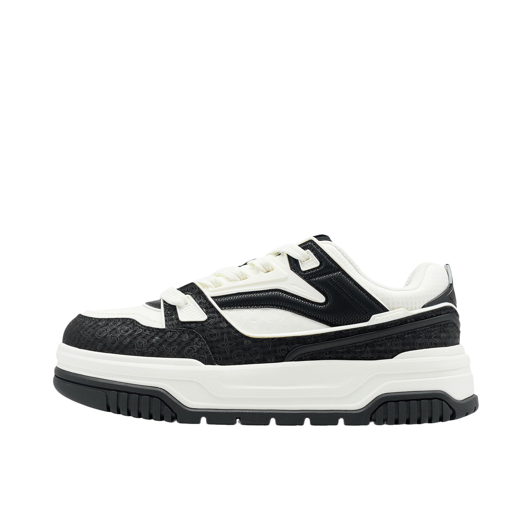 推荐商品：乔丹体育 板鞋 复古拼接厚底 QDL053264521 低帮/黑色/象牙白
