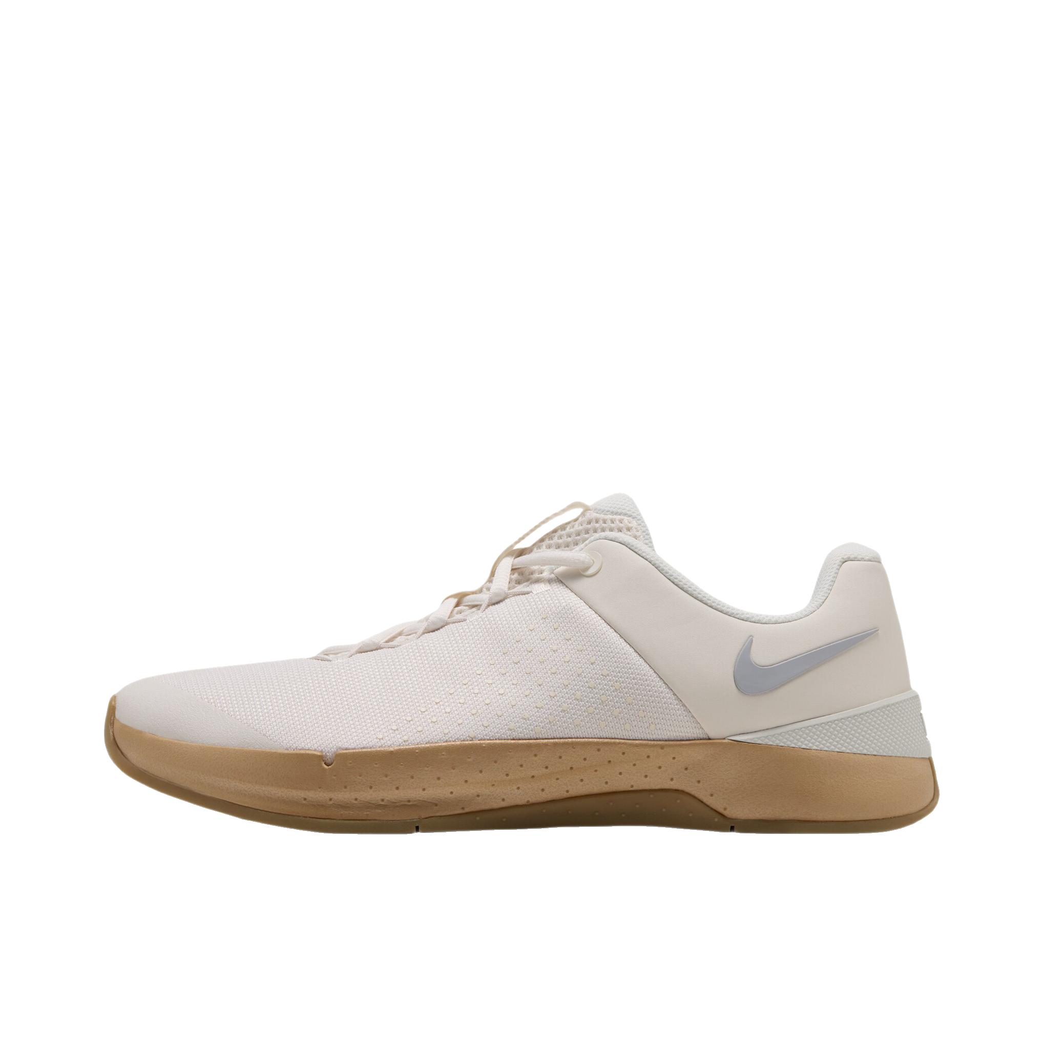 推荐商品：Nike MC Trainer 4 训练鞋 舒适百搭透气 幻影灰白/狼灰色/橡皮浅褐/浅沙色
