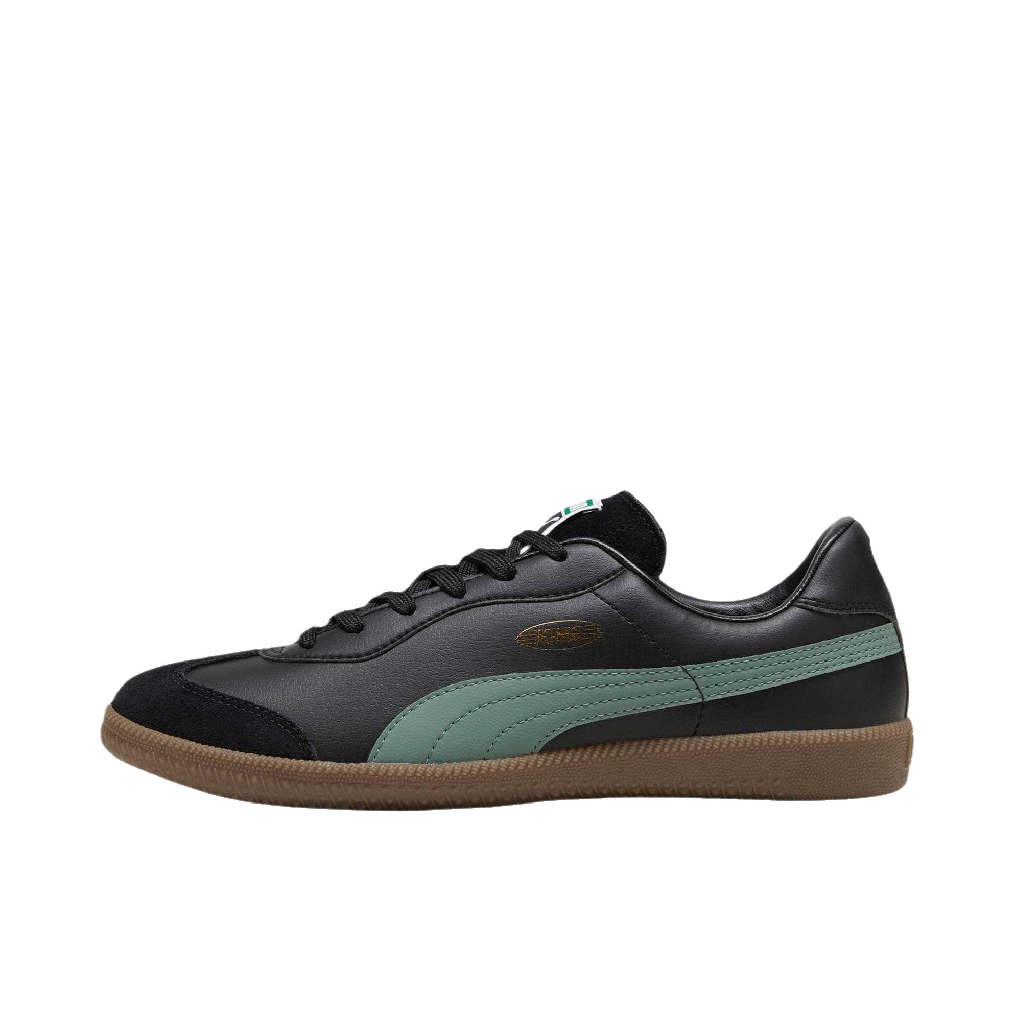 推荐商品：Puma/彪马  King 21 IT  防滑耐磨 抗冲击 包裹性 训练 复古休闲 圆头 百搭  德训鞋 足球鞋 低帮/PUMA黑/桉树绿