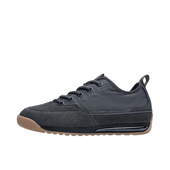 推荐商品：KLAMMKICKS 板鞋 透气厚底运动 KLA-6688 低帮/黑色