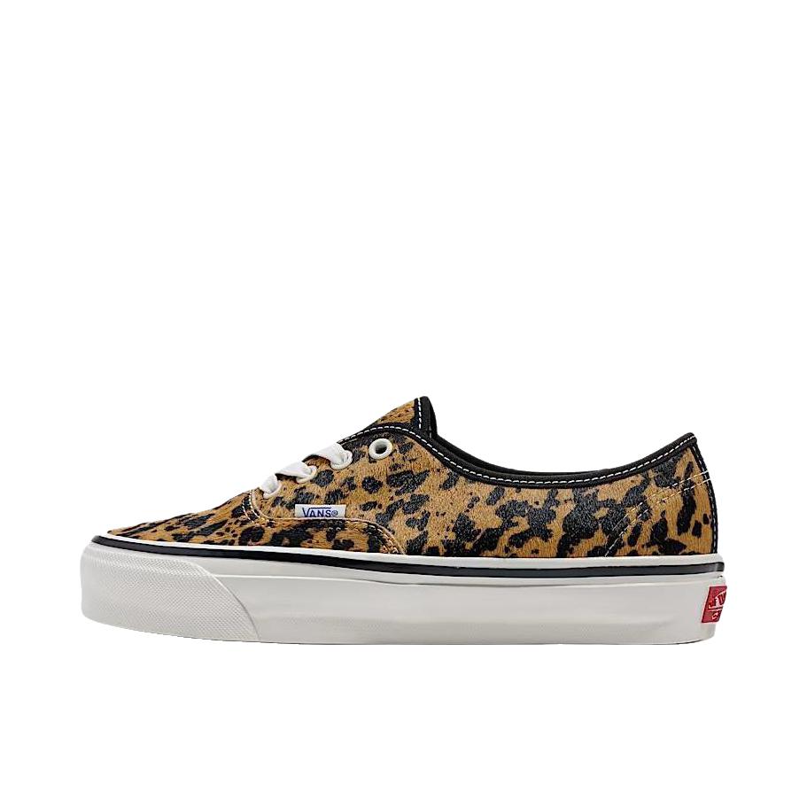 推荐商品：Vans/范斯 Premium Authentic 44 板鞋 柔软耐磨平跟舒适贴合复古 低帮/棕色 