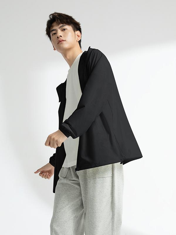 推荐商品：MOLYVIVI/魔力薇薇 防紫外线遮阳遮脸冰丝连帽防晒衣 黑