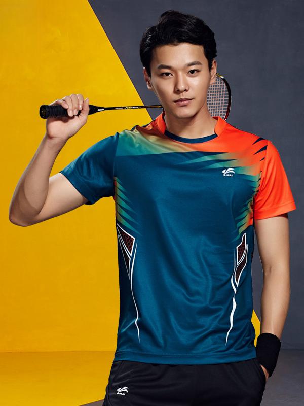 推荐商品：butiky/速迈 速干透气拼色羽毛球服 SM1060 上装墨蓝+下装黑短裤/男