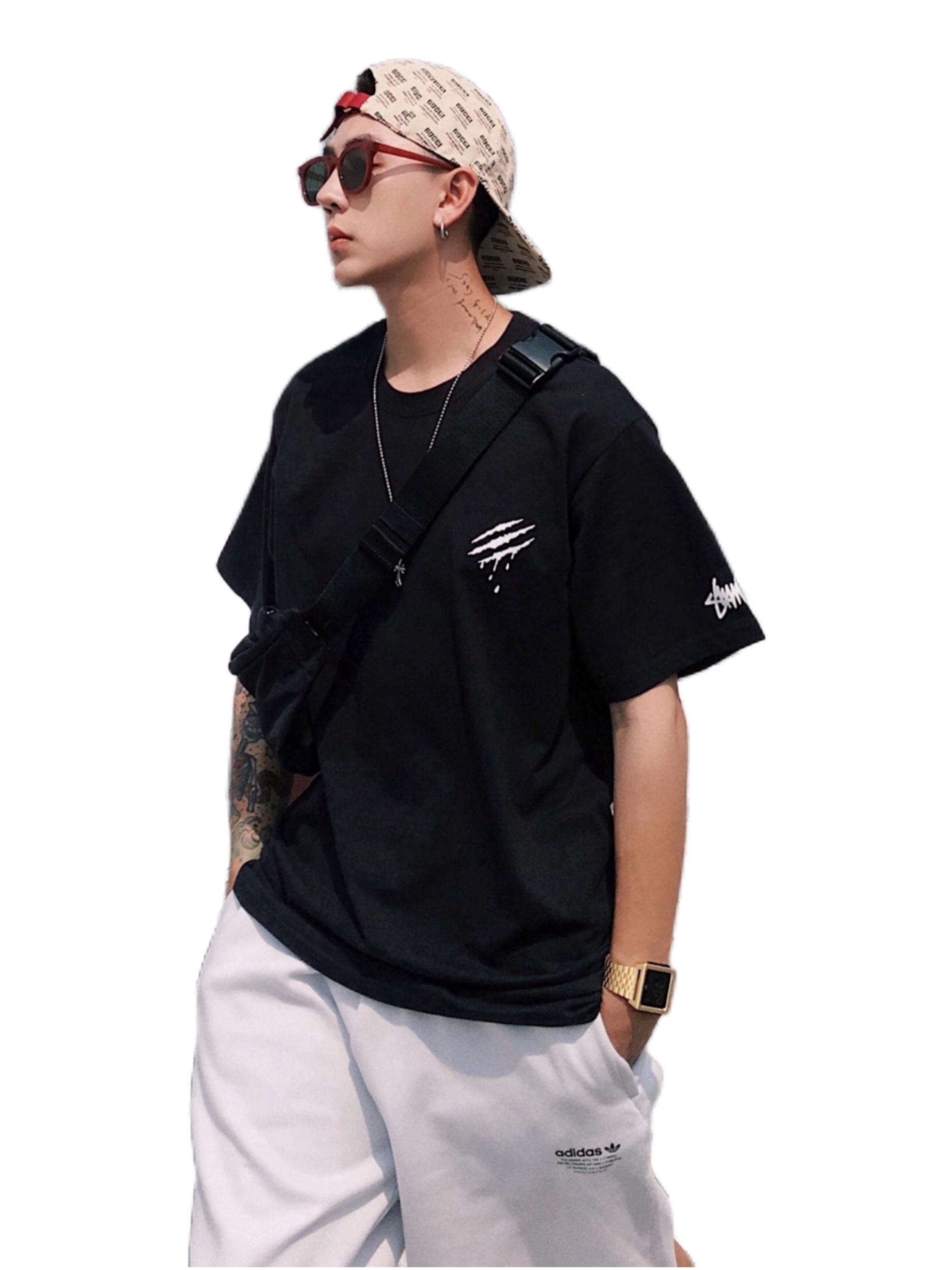 推荐商品：【苏新皓同款】SuaMoment 一代血爪抓痕小爪子字母印花纯棉短袖T恤 018X008 黑