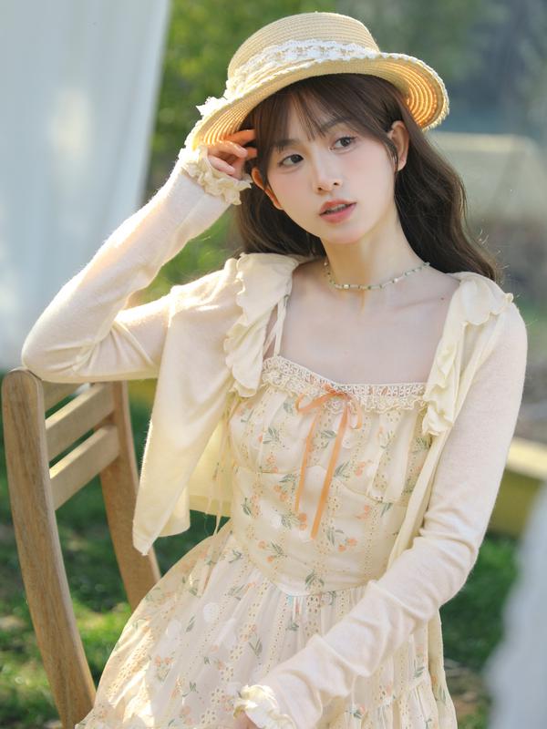 推荐商品：森女部落  度假风甜美风花边拼接碎花叠穿吊带连衣裙 女装 Y4185A2 米/碎花