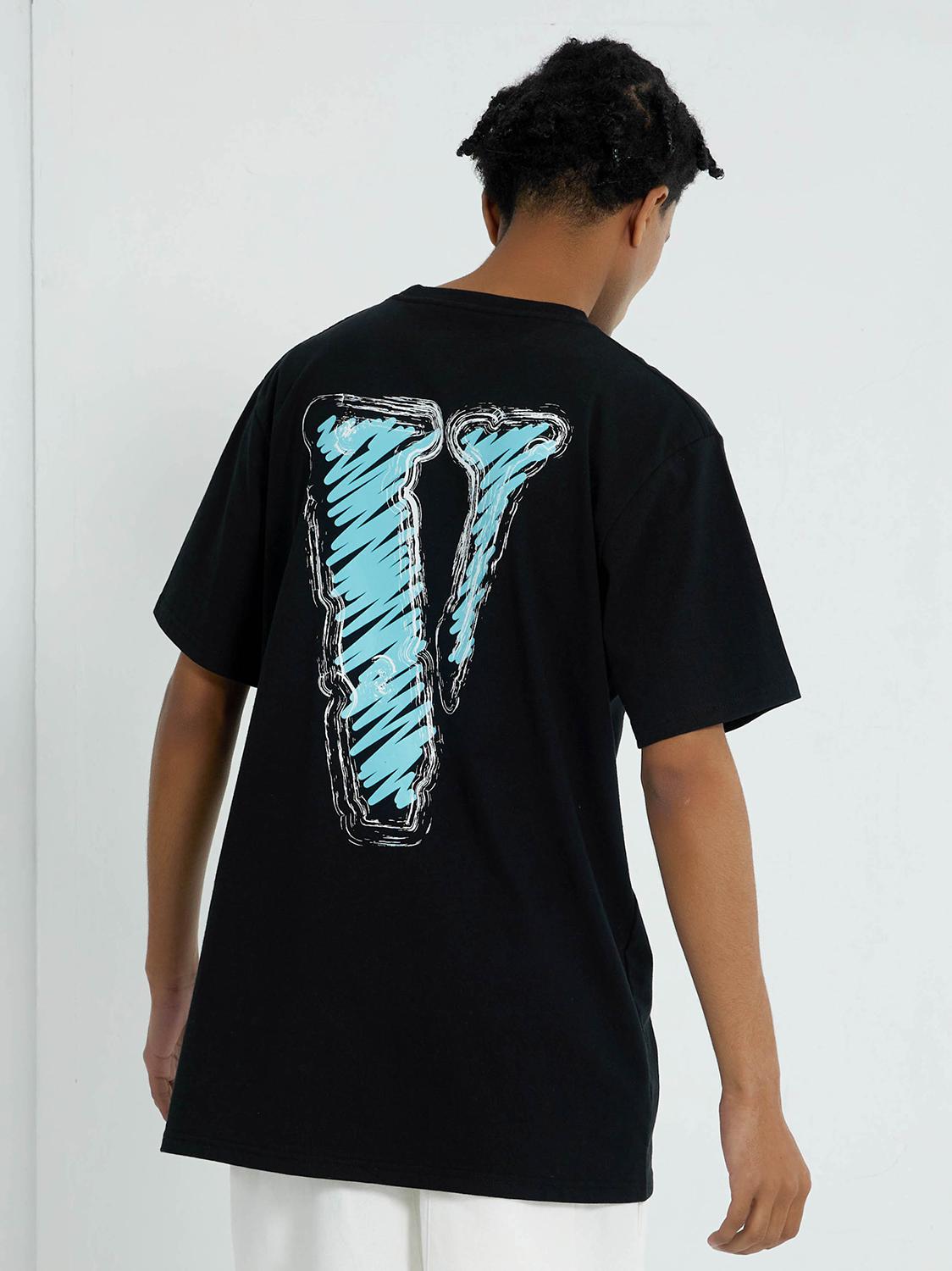 推荐商品：VLONE 手绘logo圆领情侣短袖T恤 男女同款 VLTE23002 黑/蓝