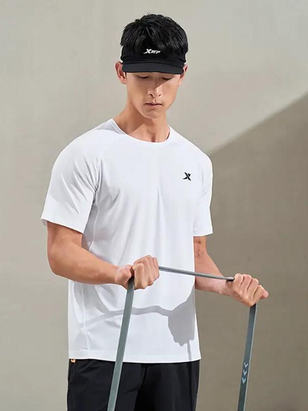 特步 T恤 田径跑步速干训练健身透气吸湿冰丝上衣体恤运动薄款圆领短袖T恤 878229010132 珍珠白