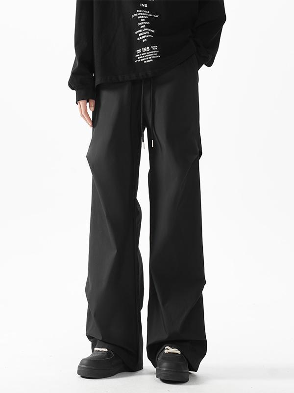 推荐商品：EUSU 防水直筒垂感冲锋裤 男女同款 E-640-K24271 黑