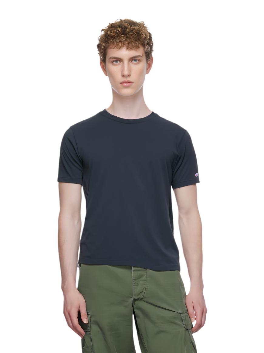 推荐商品：【林子烨同款】Champion/冠军 袖口单标刺绣纯棉打底直筒圆领短袖T恤 T425 黑