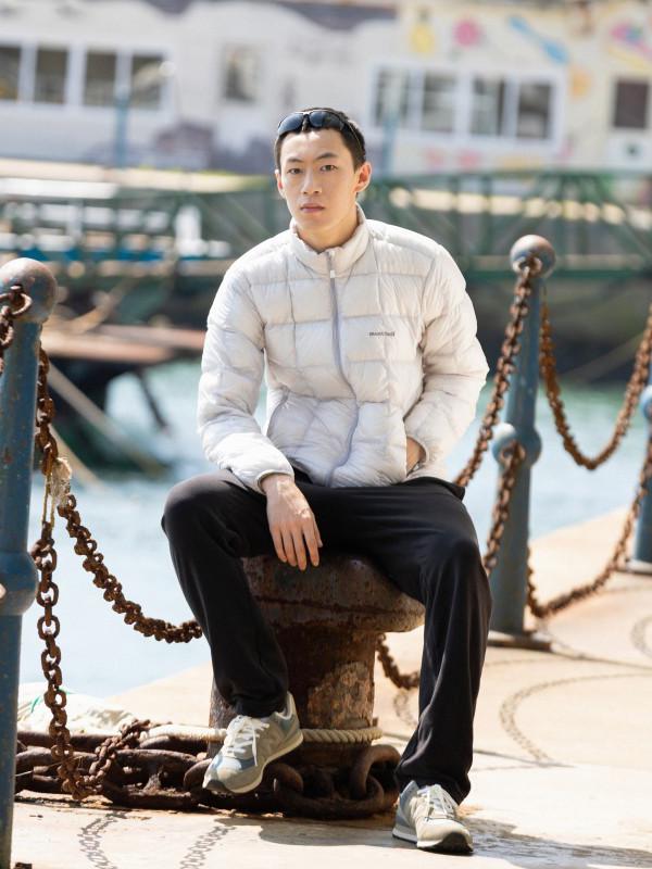 推荐商品：Montbell 纯色防寒保暖立领短款800蓬羽绒服 1101466 1101661 浅灰