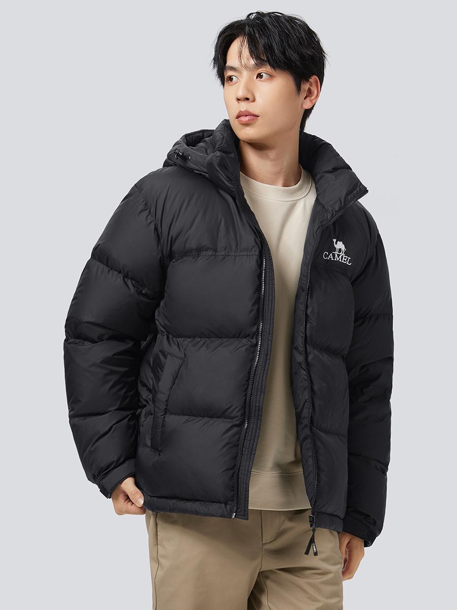 Camel 1996轻户外三防防风防水防泼水加绒加厚蓄热抗寒升温蓄锁温热短款拼接拉链连帽防寒高绒量白鸭绒立领羽绒服 男女同款 M13CR07066 M34CR07601 暗夜黑/暗夜黑