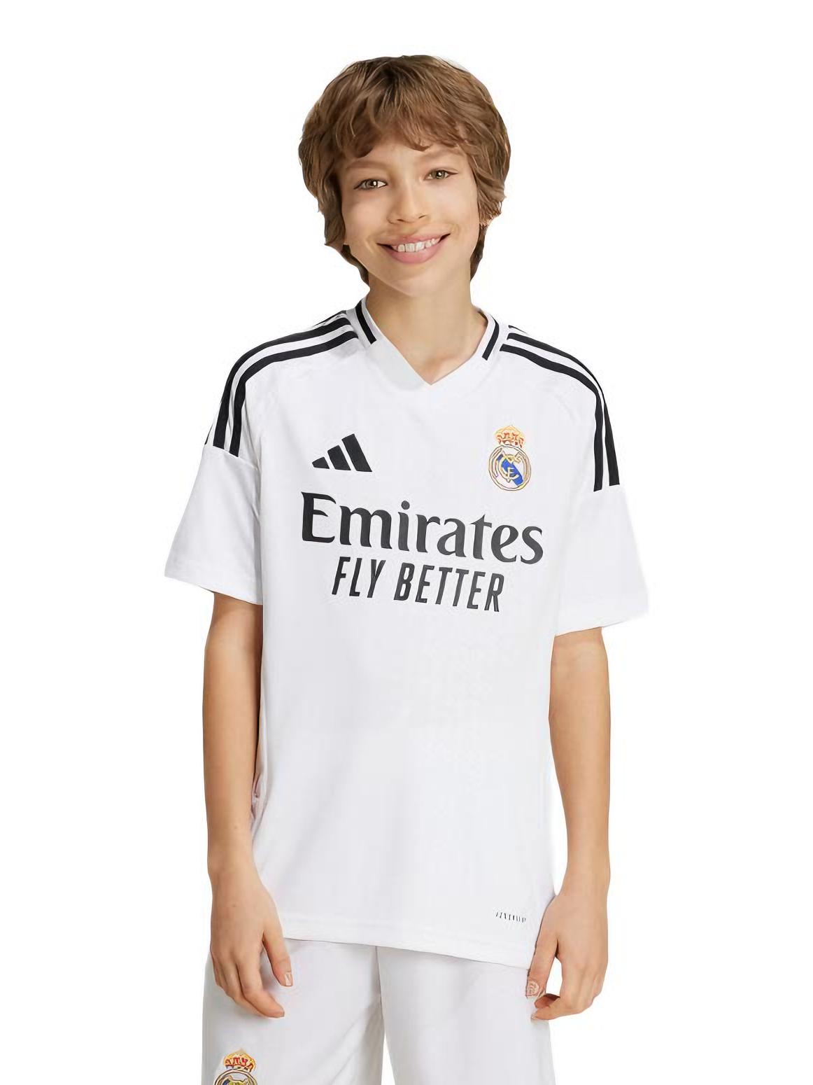 推荐商品：【马思纯同款】adidas Real Madrid 皇马印花圆领短袖足球服 24-25/Home/球迷版