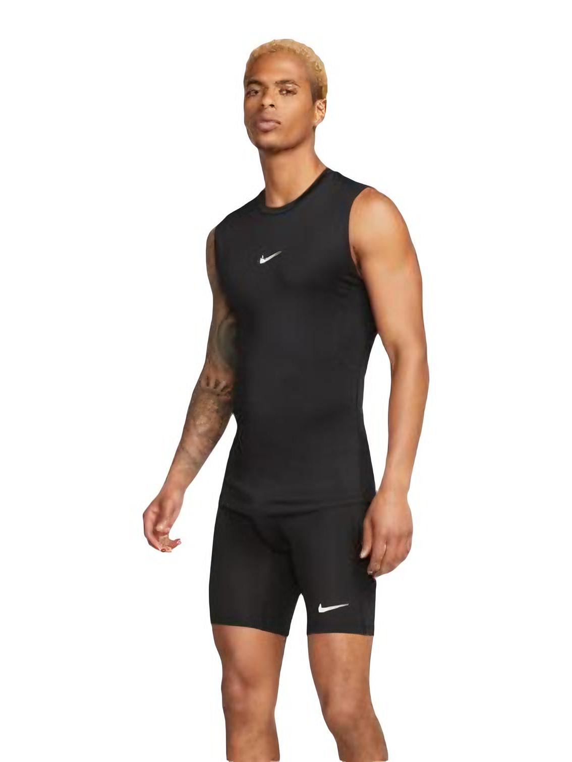 推荐商品：Nike耐克 PRO DRI-FIT跑步健身训练速干高弹透气紧身裤 FB7959 黑/白