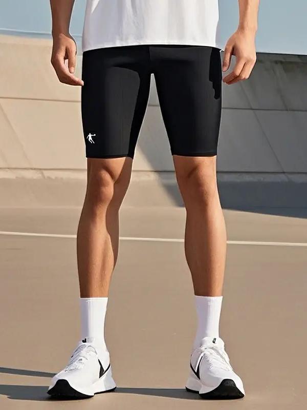 推荐商品：中国乔丹 透气轻薄排湿高弹田径训练中腰半弹五分紧身裤 XZZ23245242R240530 黑