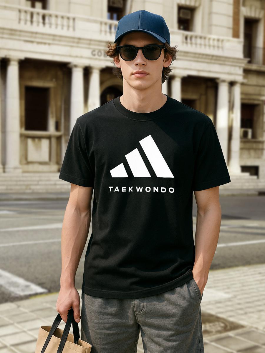 推荐商品：Adidas/阿迪达斯 武博系列TAEKWONDO快干条纹套头排汗圆领短袖T恤 ADICLTS24TK 黑/白