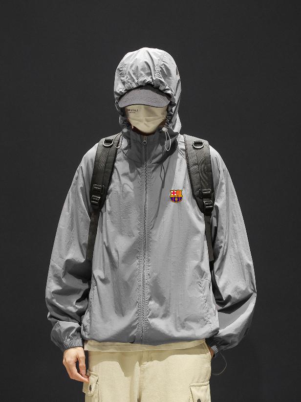 推荐商品：Barcelona/巴塞罗那 户外连帽超轻透气防紫外线夹克 BS-TH-2360 深灰