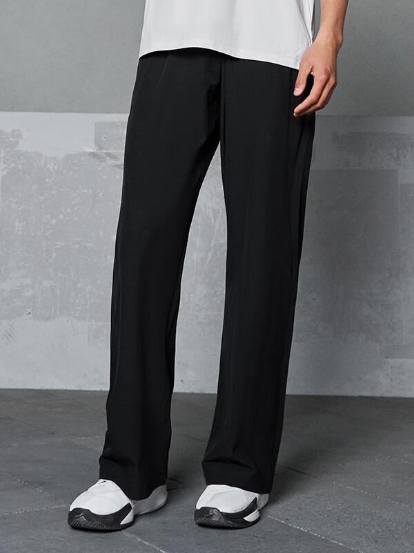 推荐商品：UZIS/有志者 凌云系列冰感透气梭织中腰直筒垂感运动长裤 U5226221 黑