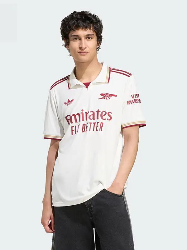 推荐商品：adidas Originals/三叶草 速干透气圆领短袖足球服 白