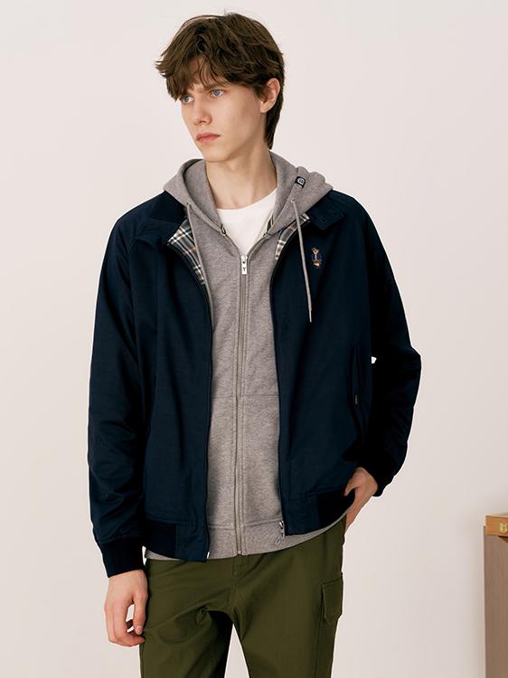 推荐商品：【秦牛正威同款】Teenie Weenie 美式老钱风系列通勤立领防风长袖夹克 TNJJ25D624D 藏青