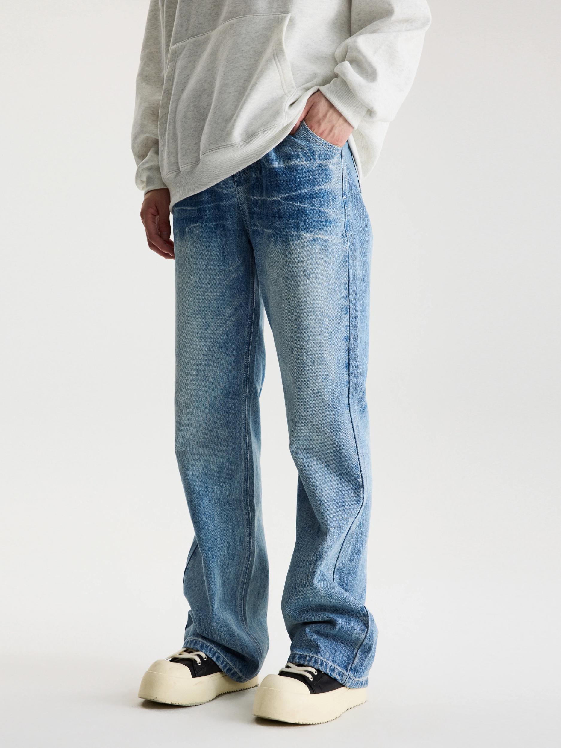 推荐商品：【崔雨鑫同款】COLDSTON 美式直筒水洗闪电微喇牛仔裤 蓝