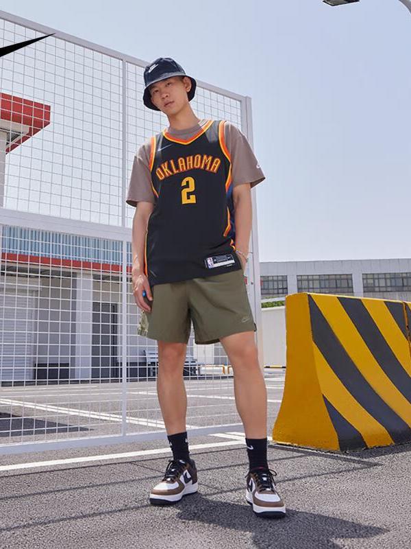 推荐商品：【亚历山大同款】Nike SGA 雷霆队城市版排汗吸湿2号无袖球衣 24-25/City/SW