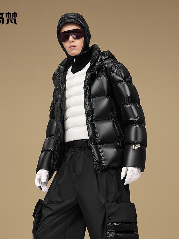 推荐商品：【田栩宁同款】高梵 黑金先锋5.0纯色防风鹅绒短款羽绒服 GH252508 黑