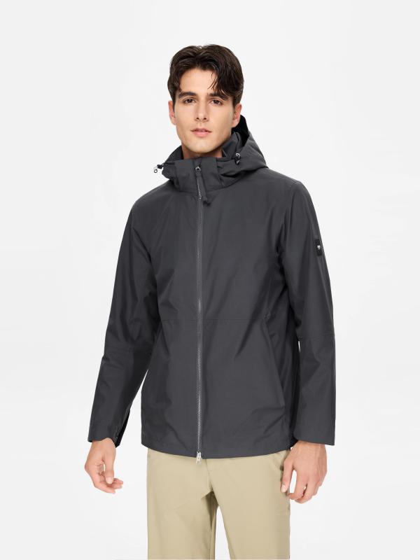 推荐商品：AIGLE艾高 防风透汽GORE-TEX冲锋衣 BJ31 灰